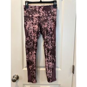 Under Armour HeatGear Compression Leggings Womens‎ Small Purple Pink Camo Mesh